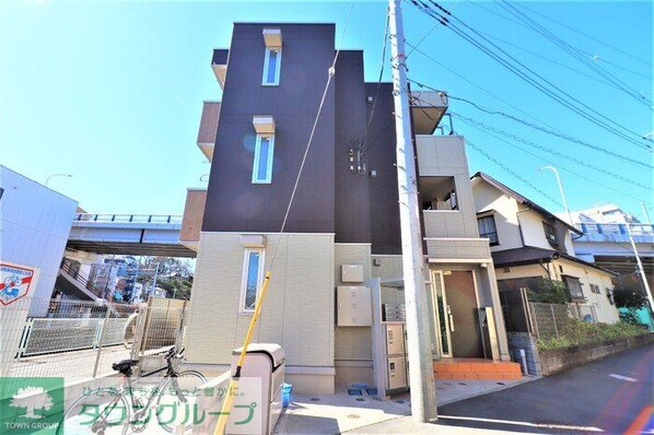 ライズ生田の物件外観写真